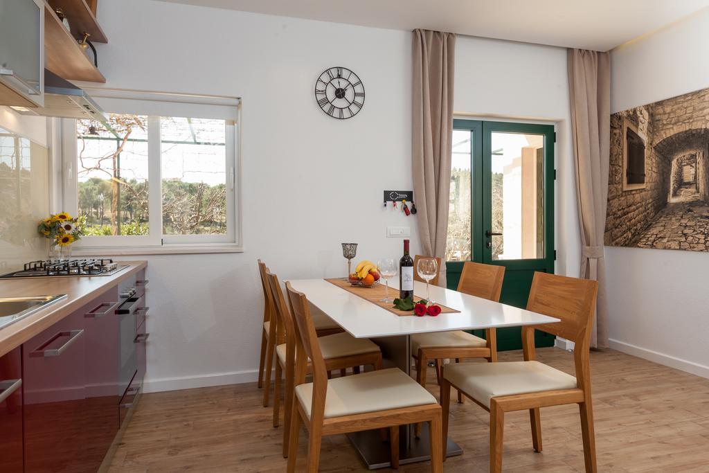 Apartment Vila Volicija Makarska Zewnętrze zdjęcie