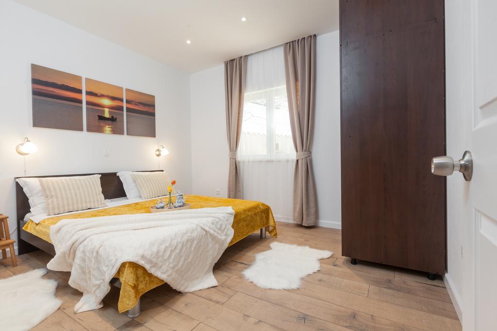Apartment Vila Volicija Makarska Zewnętrze zdjęcie