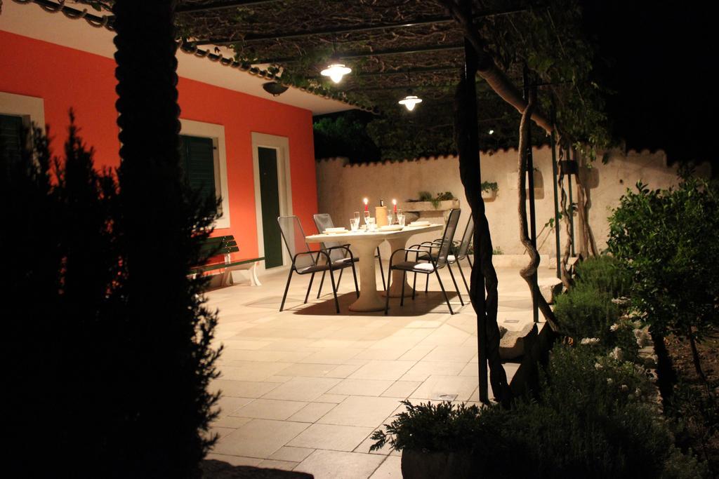 Apartment Vila Volicija Makarska Zewnętrze zdjęcie